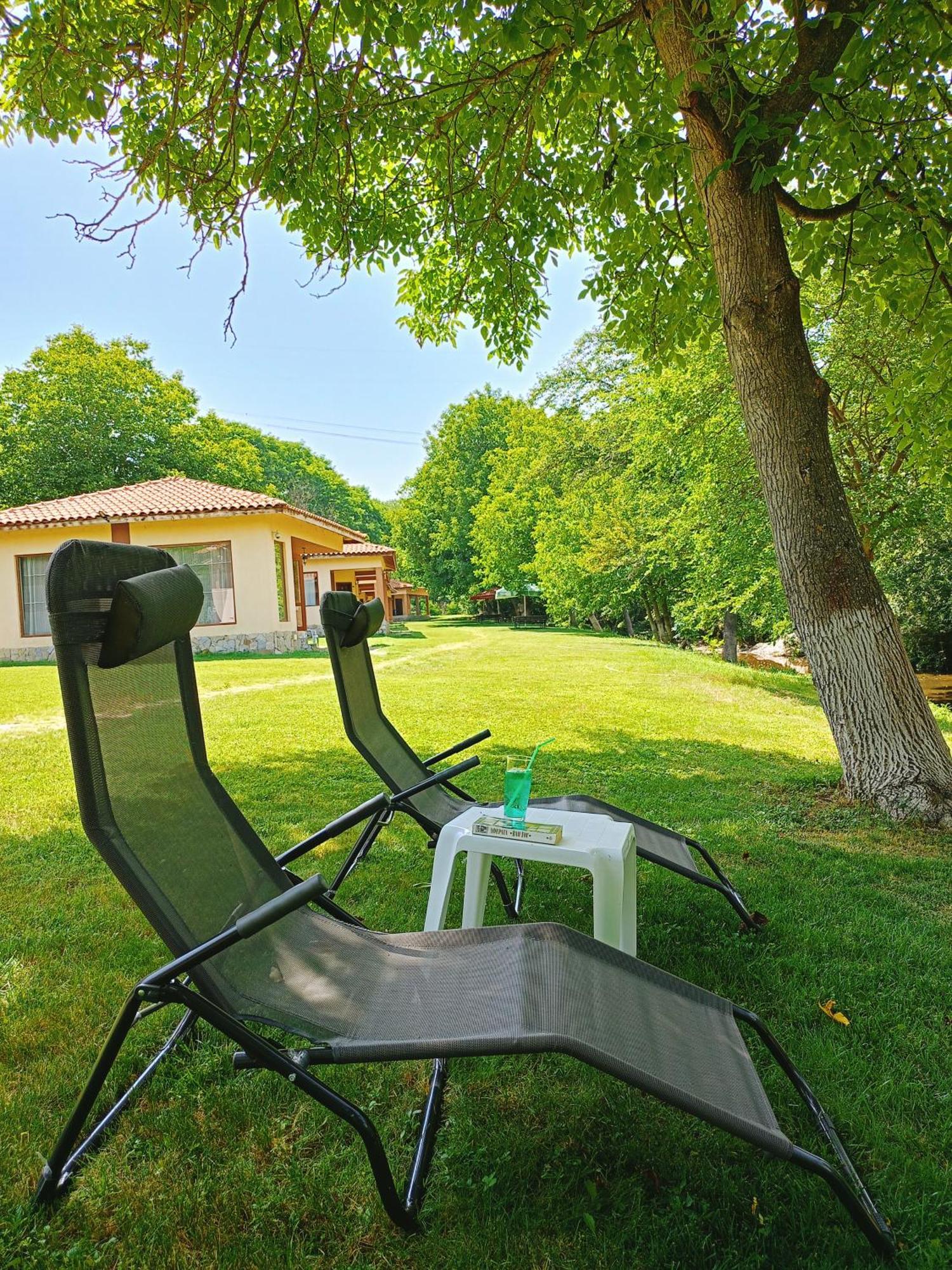 Perperеshka River Villas Stremtsi Exteriör bild