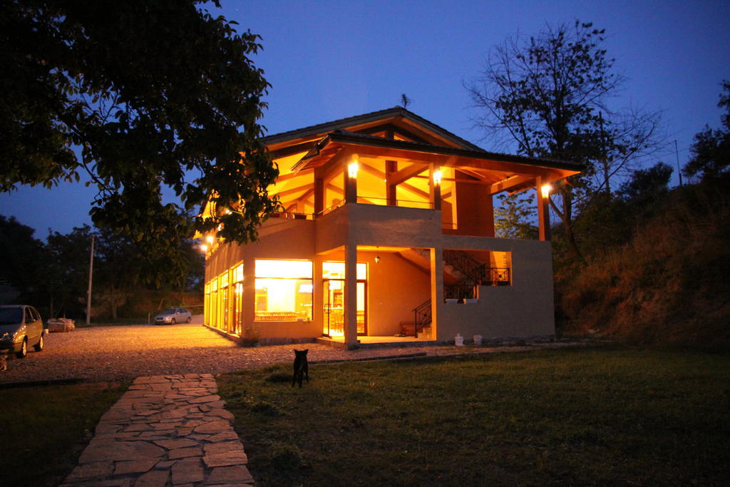 Perperеshka River Villas Stremtsi Exteriör bild